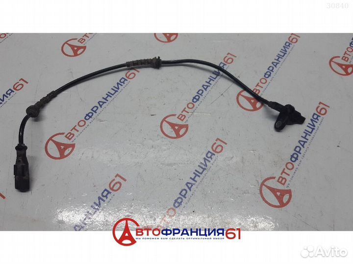 Датчик abs, 479007380R renault sandero, 3030843