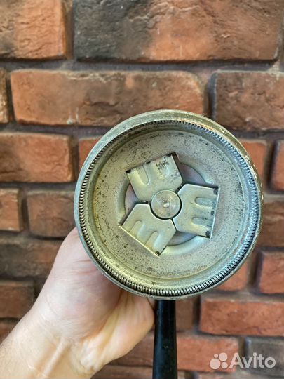 Закатывающая машинка СССР