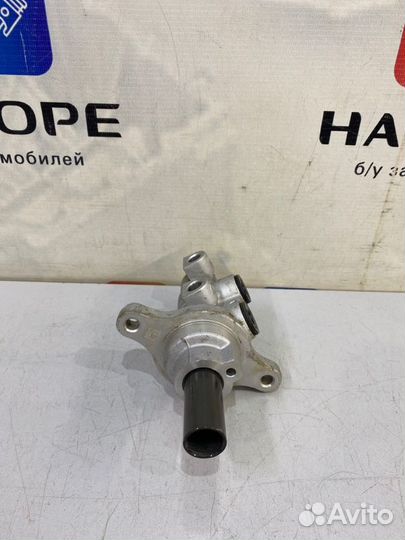 Главный тормозной цилиндр Kia Sportage 3