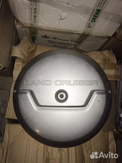 Колпак запасного колеса