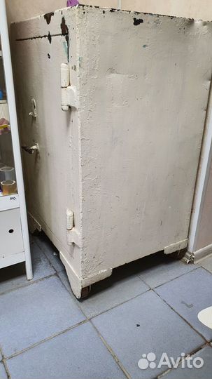 Старый сейф