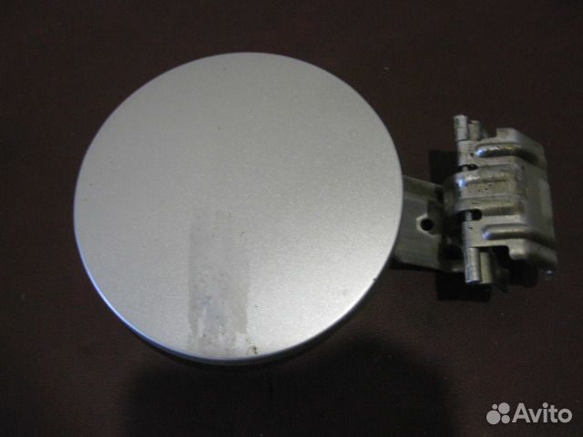 Лючок бензобака Toyota Auris Тойота Аурис