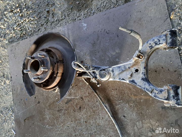 Цапфа Задняя левая Range Rover Vogue