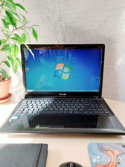 Ноутбук DNS w253EUq D15,6
