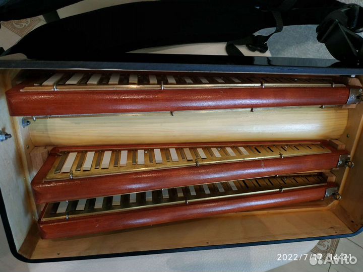 Баян тульский цельнопланочный