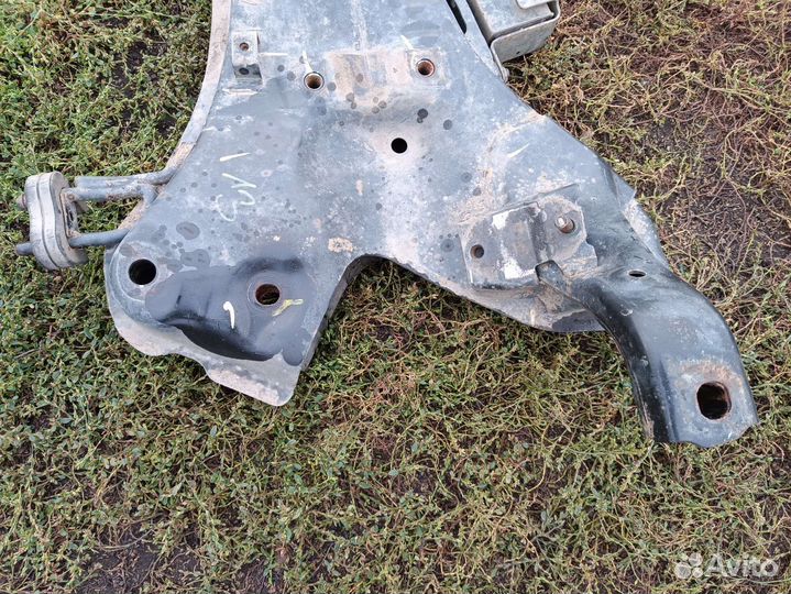 Подрамник передний балка Киа Спортаж 3