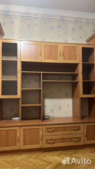 Стенка со шкафом