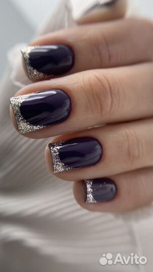 Модель на маникюр