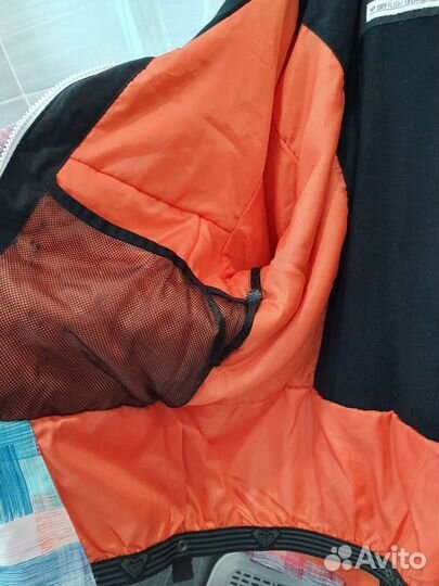 Горнолыжная/сноубордическая куртка roxy