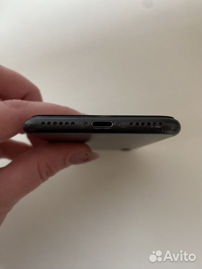 iPhone 7, 32 ГБ