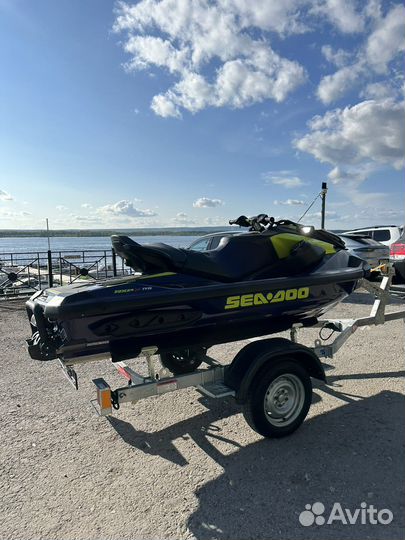 Гидроцикл Brp RXP 300