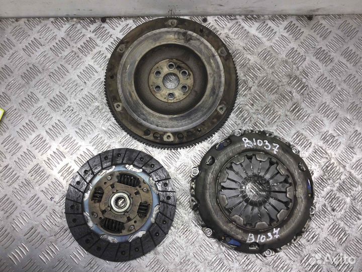 Маховик Ford Focus 98MM6375CA; 1462885; 98MM6375BA