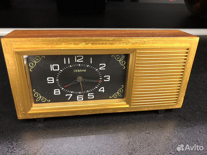 Настольные часы Севани с мелодией, целая гребенка