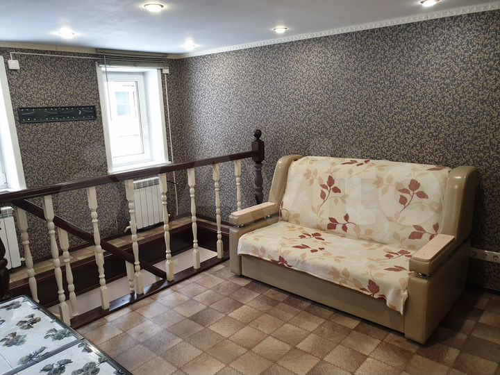 1-к. квартира, 90 м², 1/2 эт.