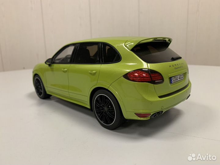 Porsche Cayenne 958 GTS 1:18