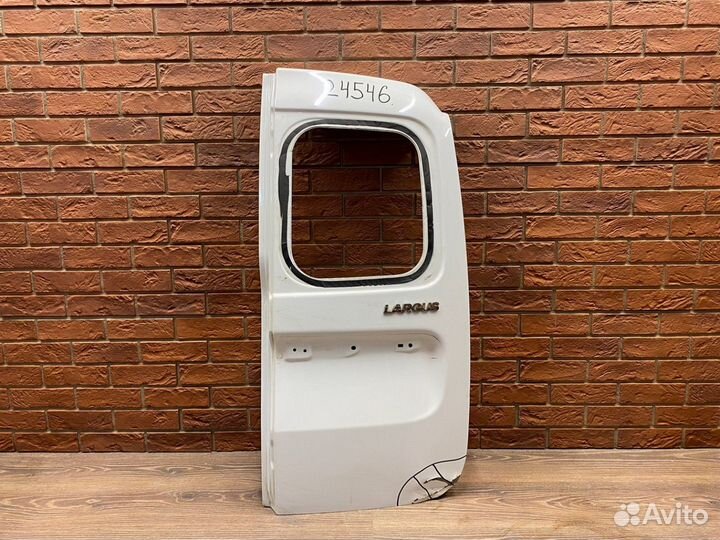 Дверь багажника Vaz LADA Largus Правая Под стекло