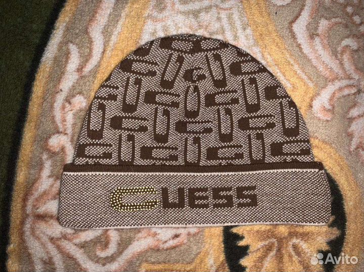 Шапка guess оригинал