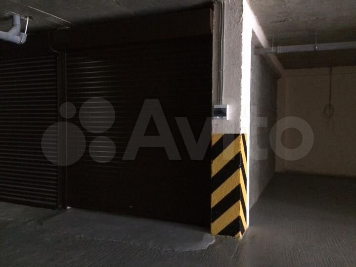 Машиноместо, 18 м²