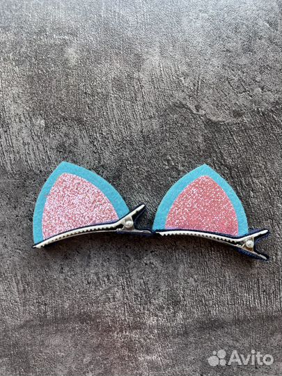 Заколки-ушки новые