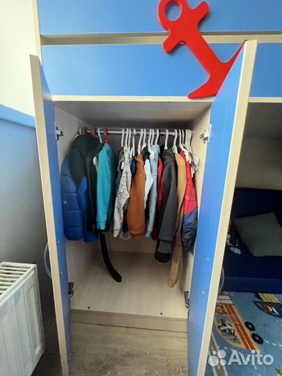 Детская кровать с горкой