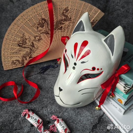 Японская интерьерная маска Кицунэ
