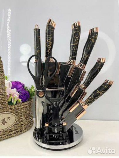 Набор кухонных ножей с подставкой