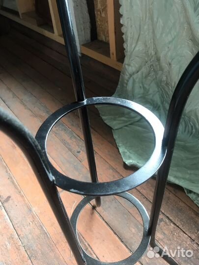 Подставка для цветов