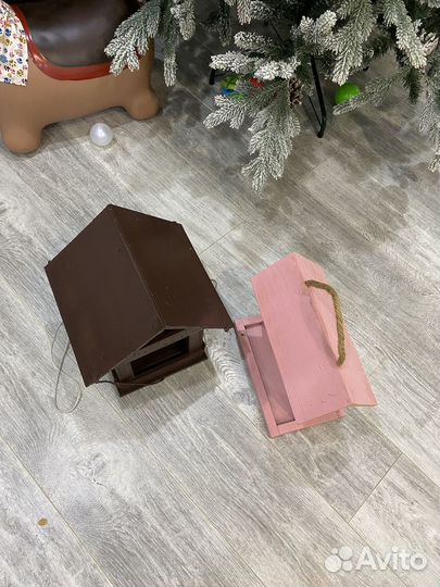 Кормушка для птиц из дерева
