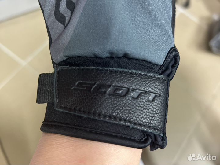 Велоперчатки