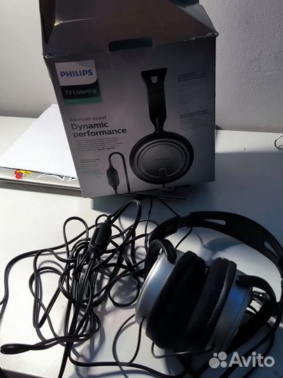 Беспроводные наушники полноразмерные Philips