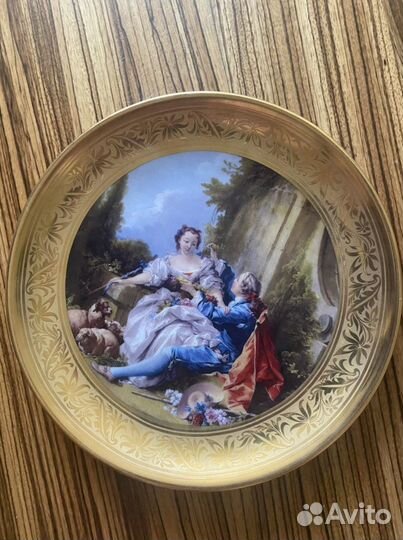 Декоративная настенная тарелка