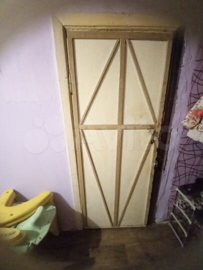 Комната 13 м² в > 9-к., 2/5 эт.