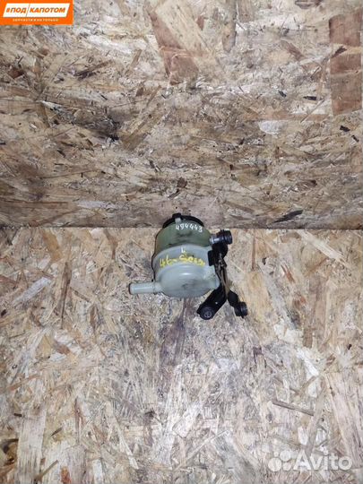 Бачок гидроусилителя Toyota Camry XV40