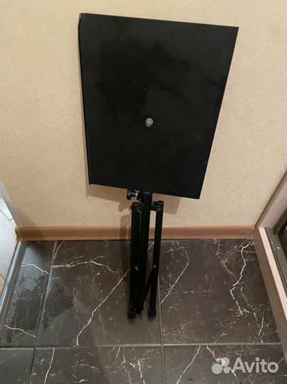 Стойка под ноутбук