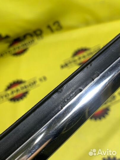 Молдинг стекла двери задний правый Kia Ceed 3 CD