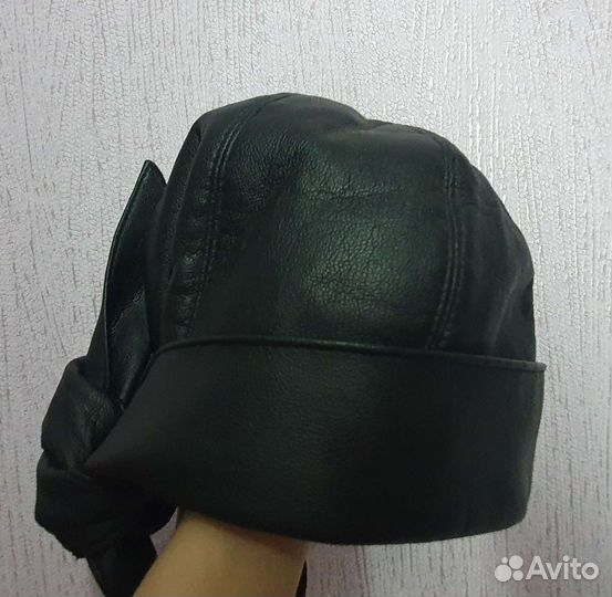 Шапка кожаная утеплённая