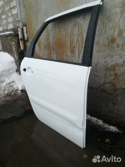 Дверь передняя правая VW Polo 6, Skoda Rapid