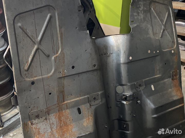 Пол передний Волга газ 3110,31105,3102