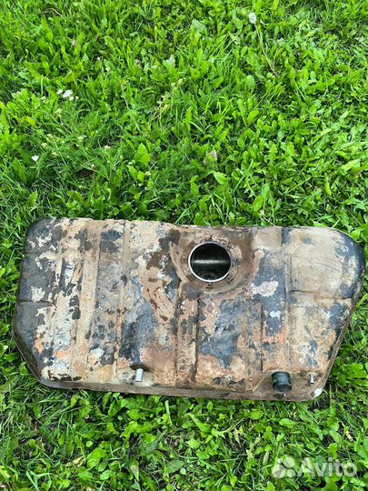 Топливный бак