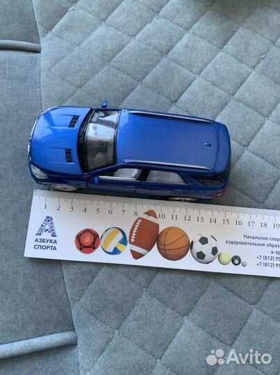 Модель автомобиля mercedes