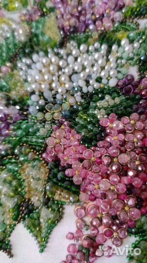 Картина вышитая из камней Сирень