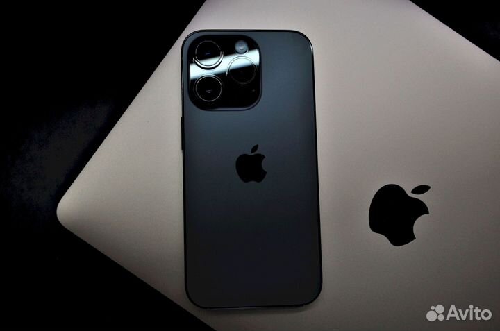 Магазин техники Apple с прибылью 800000руб