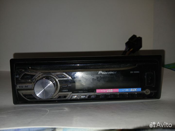 Магнитола Aura AMH 450 BT