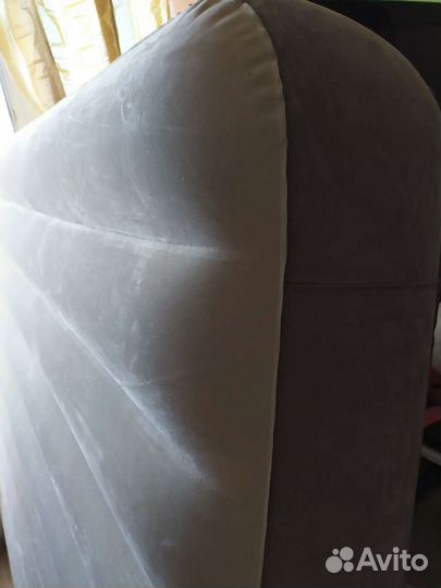 Матрасы и насос intex