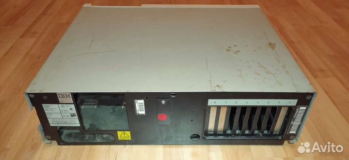 Корпус ретро компьютера IBM PC 5170