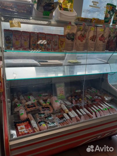 Продам кондитерскую витрину