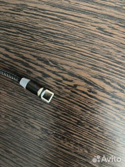 Магнитный кабель для зарядки