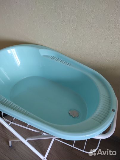 Ванна для купания с подставкой