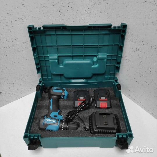 Дрель-шуруповерт Makita 18V RP бесщеточный