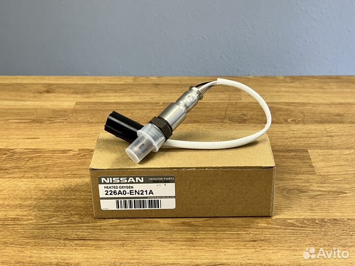 Кислородный датчик лямбда зонд Nissan 226A0EN21A
